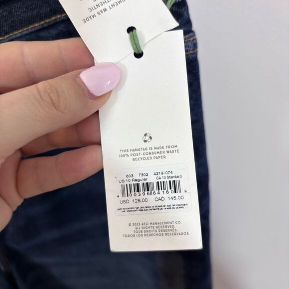 AE77 American Eagle Mom Jeans NEW with tags Size 10 Dark Wash - Picture 6 of 16